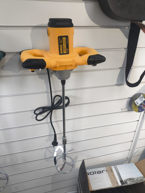 Строительный миксер Dewalt 2600w
