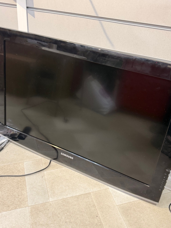 Телевизор Samsung LE32D450G1W