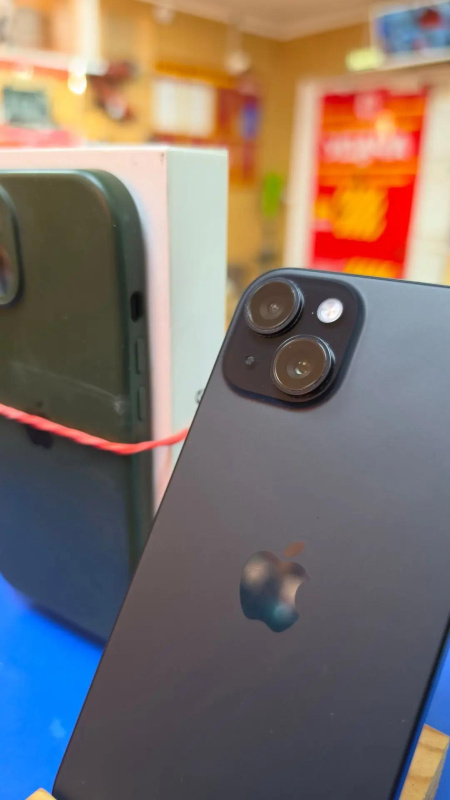 Мобильный телефон Apple iPhone 15